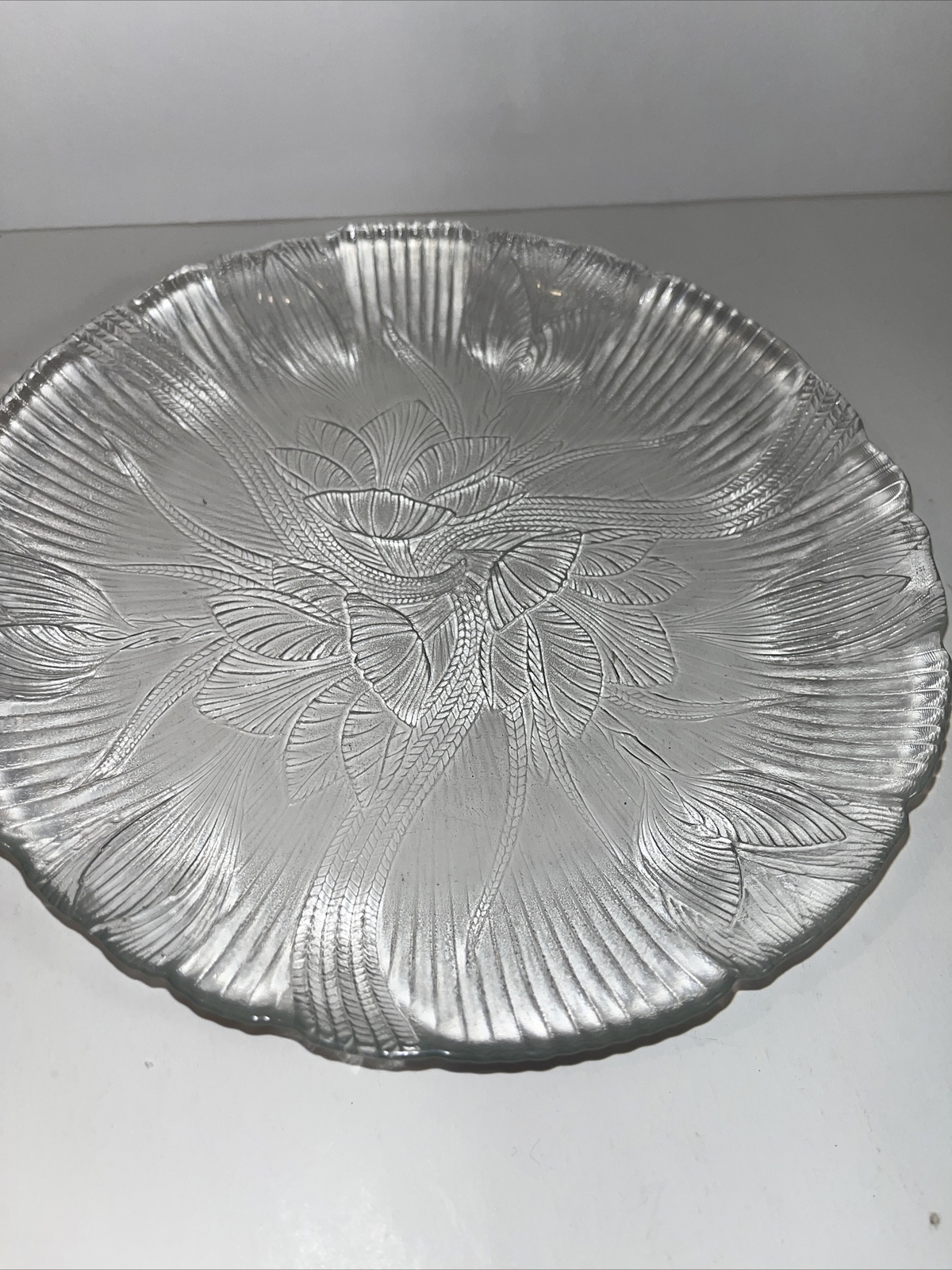 Arcoroc Canterbury Glass Dessert Plates 7.5 Inches Set of 3 Vintage 3D Embossed