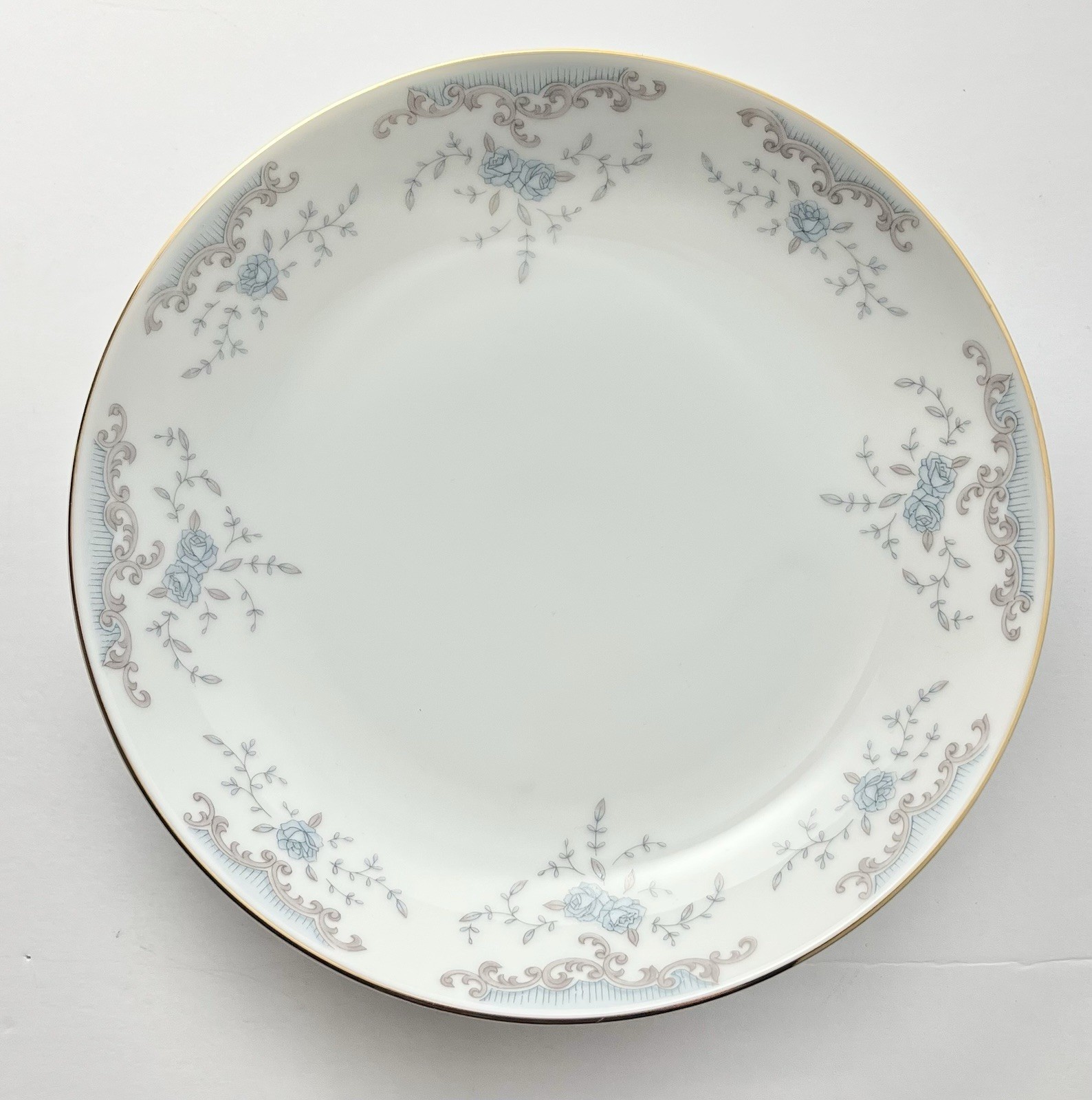 Imperial “Seville” Set of 12 Porcelain Coupe Soup Bowls 7 1/2”