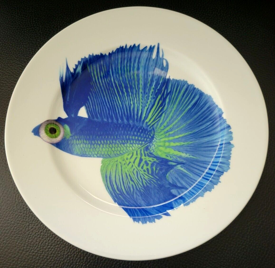 SET OF 2 IKEA BLUE BETA FISH LUNCHEON SALAD PLATES 9 3/4″