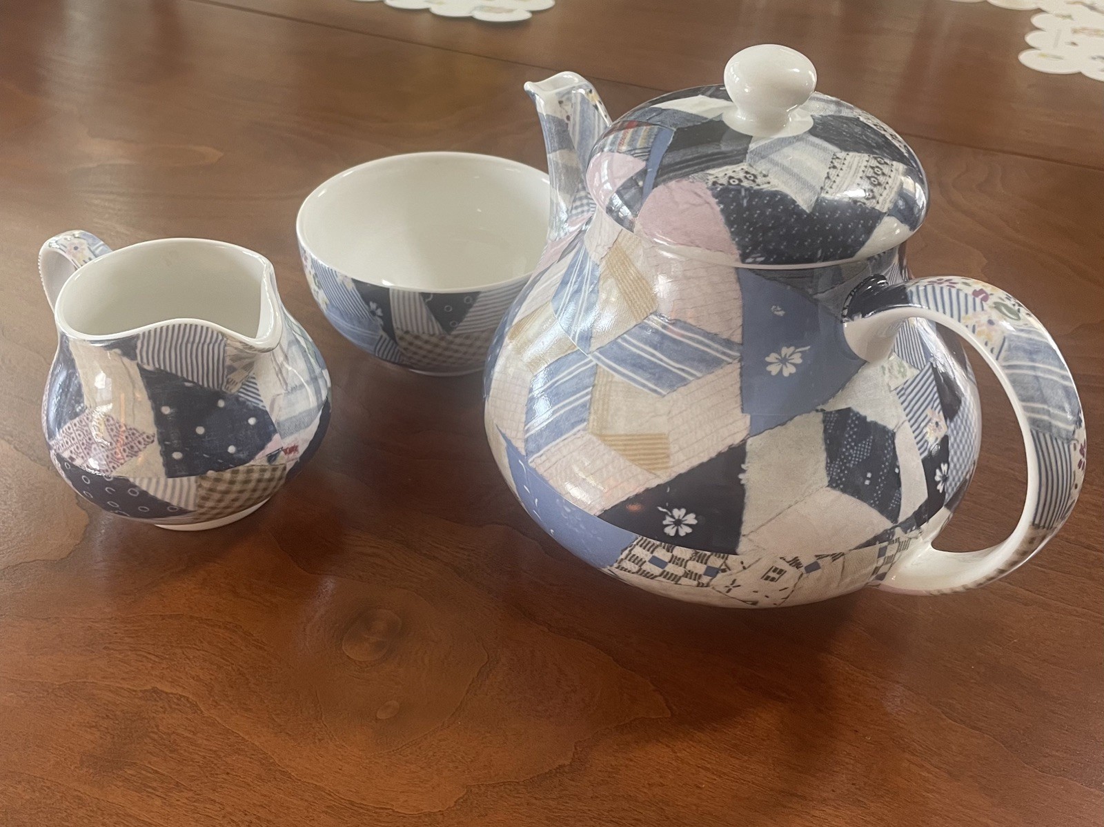 RALPH LAUREN FOR WEDGWOOD PATCHWORK pattern teapot, creamer and sugar bowl