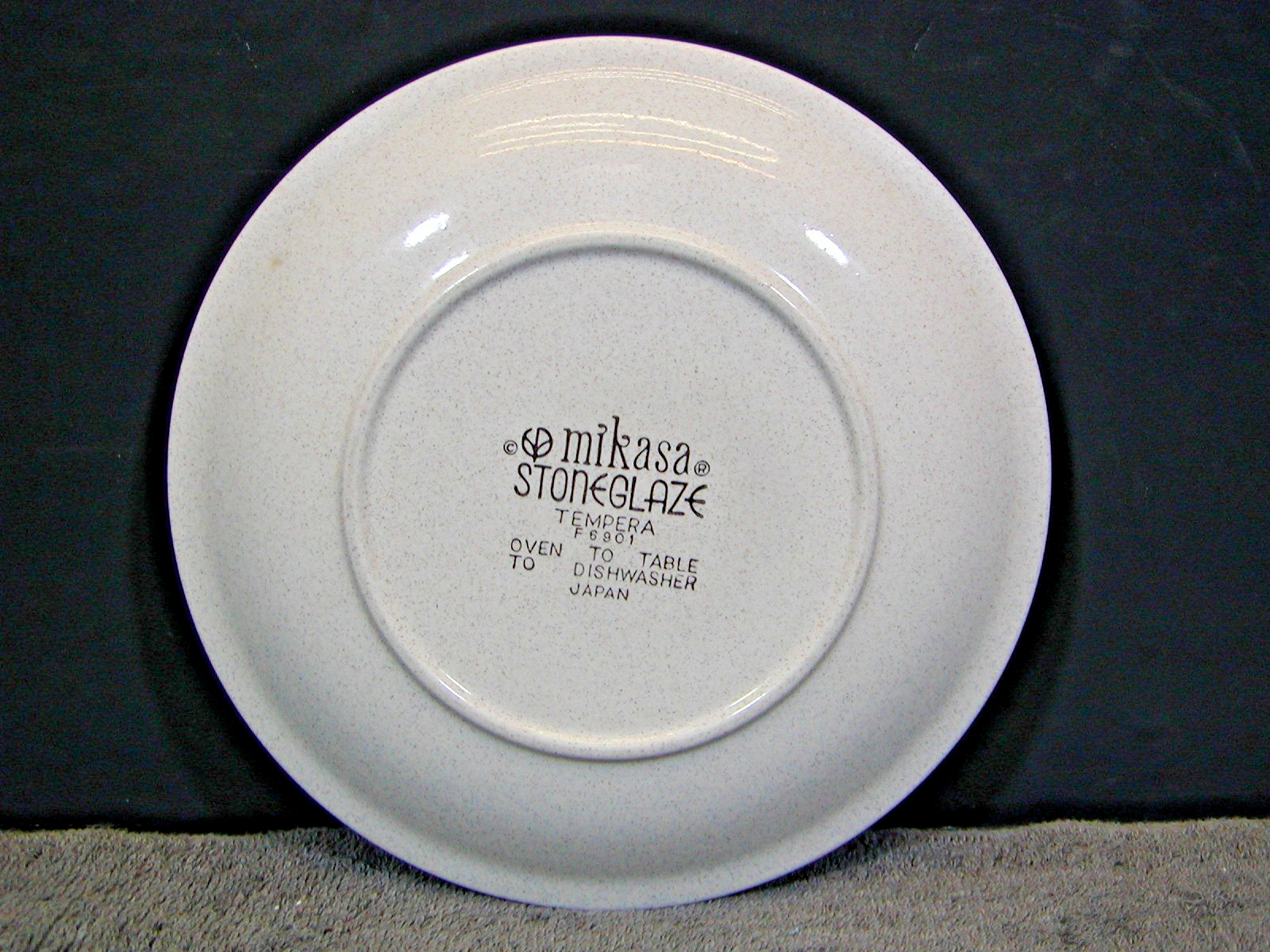 4 MIKASA STONEGLAZE TEMPERA 7-7/8″ SALAD PLATES