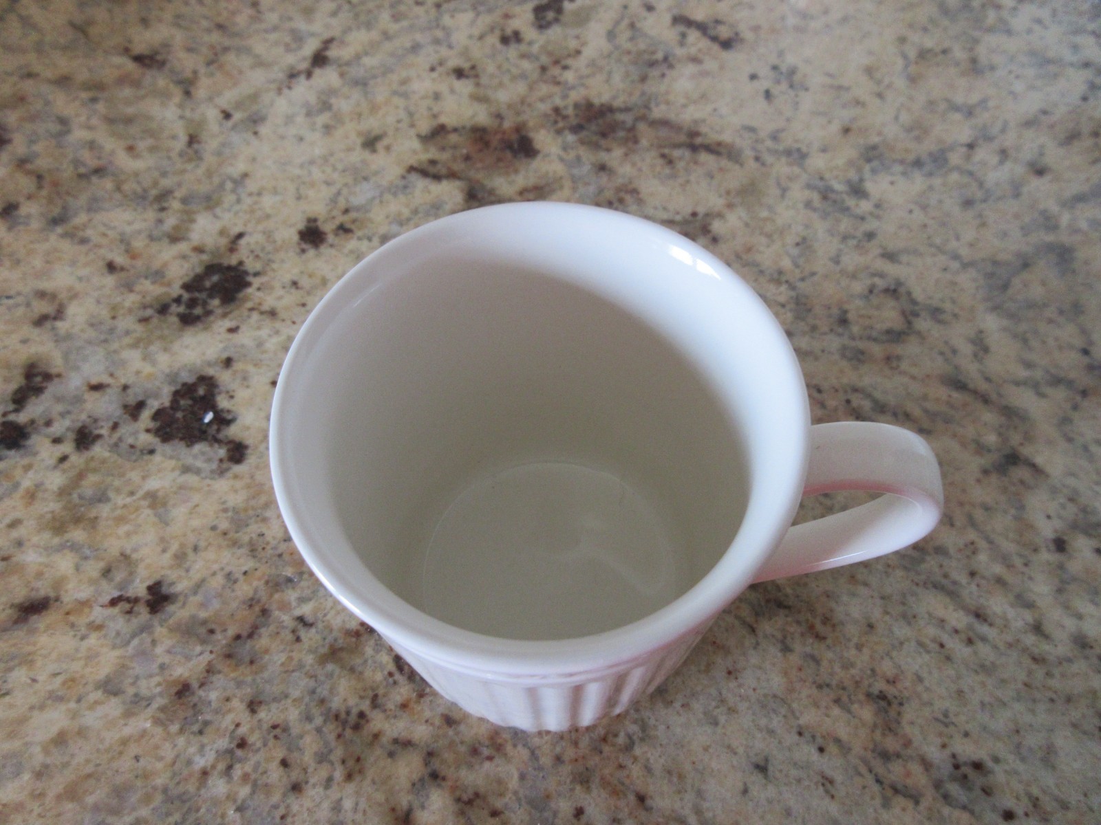 ITALIAN COUNTRYSIDE Mikasa 4 Mugs- 3 ¾” High Excellent Condition (2 Sets)