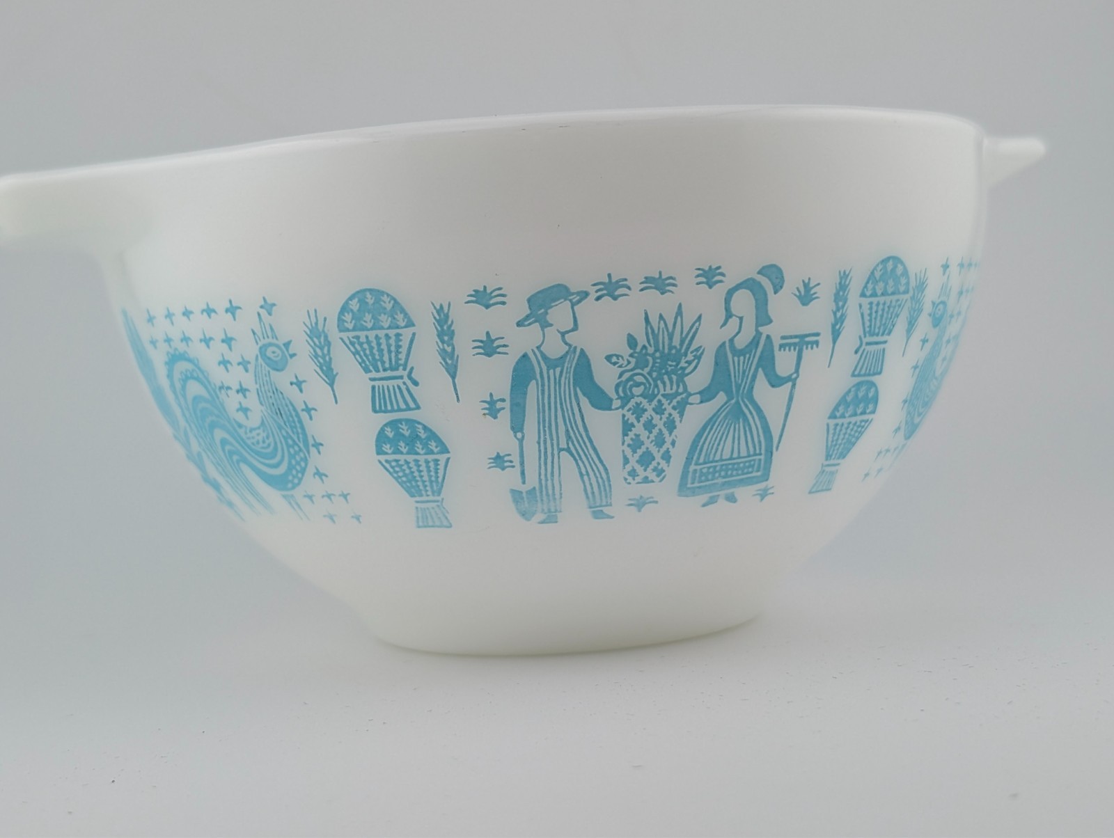 Vintage PYREX Amish Butterprint Turquoise Milk Glass Cinderella Bowl 441 1 1/2 P