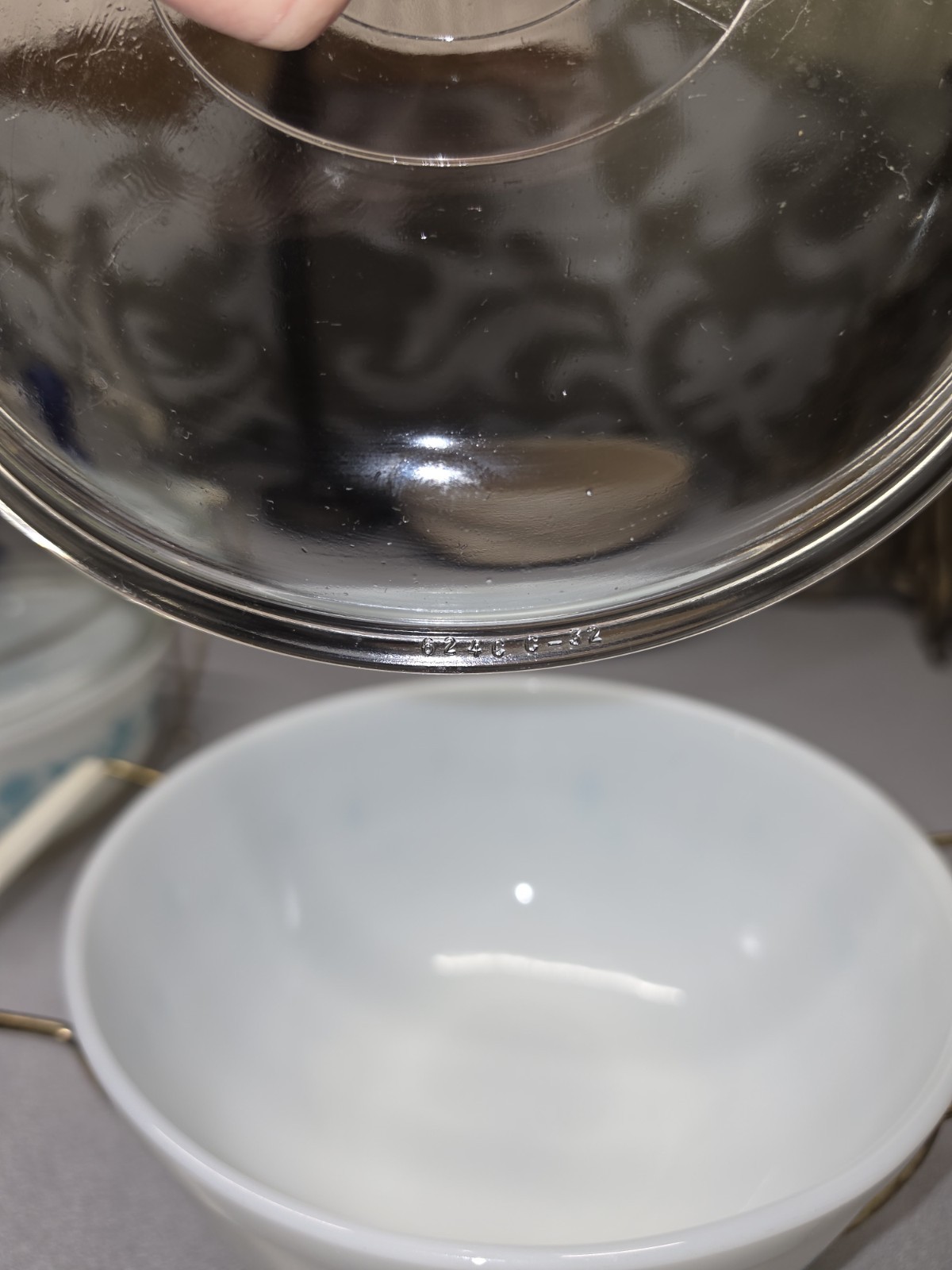 RARE 1950s Pyrex Turquoise Diamonds Promo 2.5 Qt Casserole Dish w/ Lid & Cradle