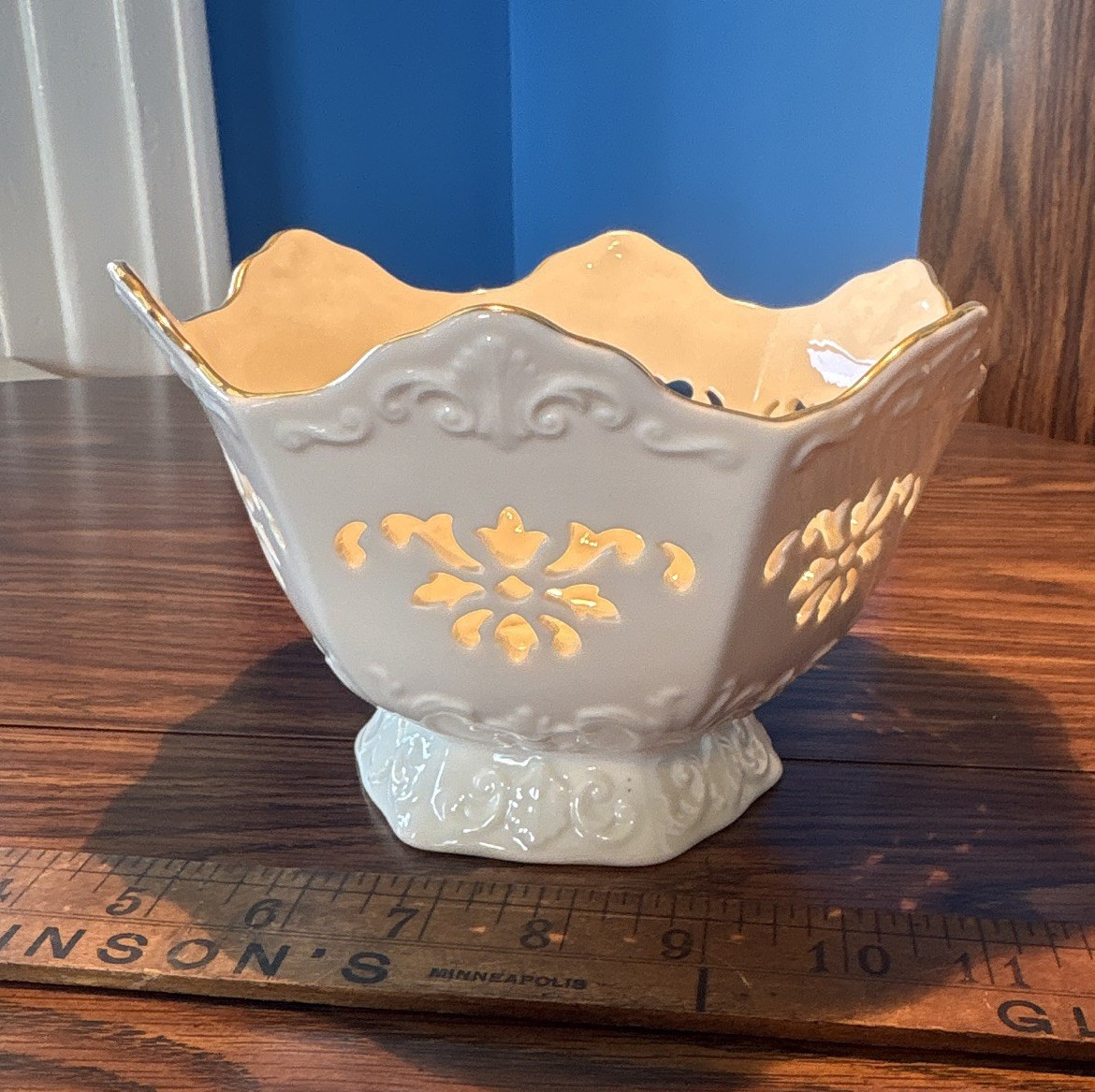 Lenox White Porcelain Pierced Cutout Pedestal Bowl Glossy Decorative