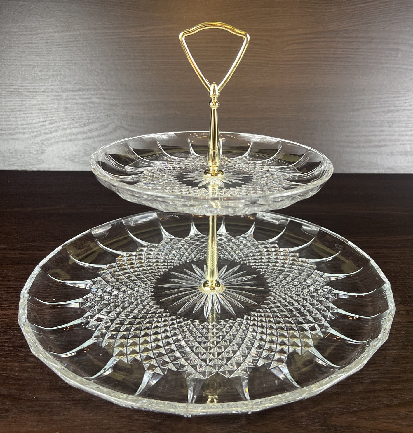 Beautiful Cristal D’Arques France Longchamp Crystal Two Tiered Server With Box