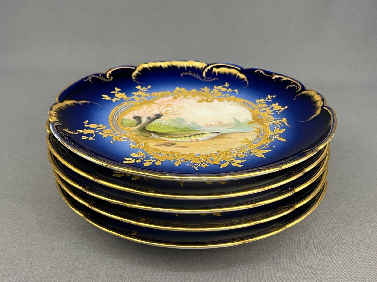 5 Haviland & Co. Hand-Painted 8 ½” Bleu de Four Gilt Fish Plates c. 1876-1899