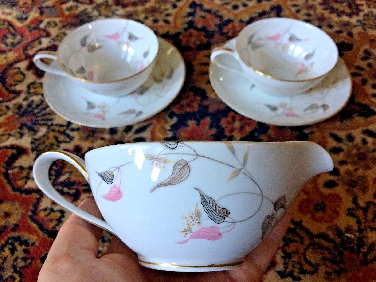 Nice! Arden by Noritake China 5603 – 2 Cups and Saucer With Creamer