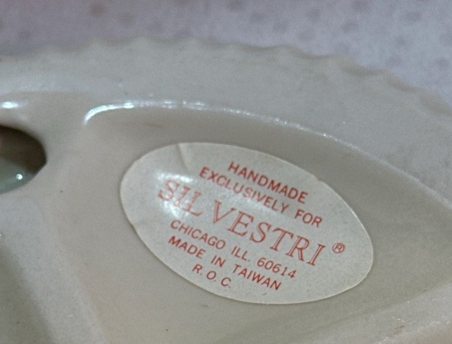 Silvestri Ceramic Butter / Cheese Dish With Cabbage Leaf Domed Lid 7”X 4.25”