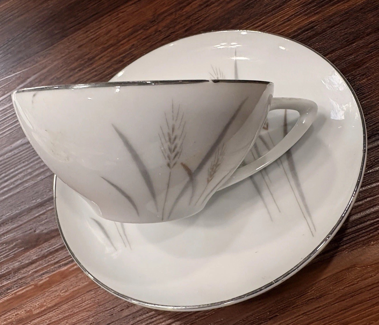 Set Of 25 Platinum Wheat Fine China Japan Tea Cups x 11 And Saucers x 14