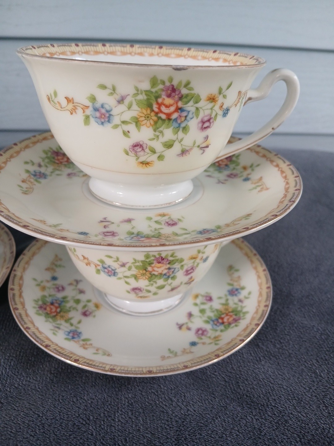 Set Of 4 Teacups & Saucers National China Japan Patricia Floral