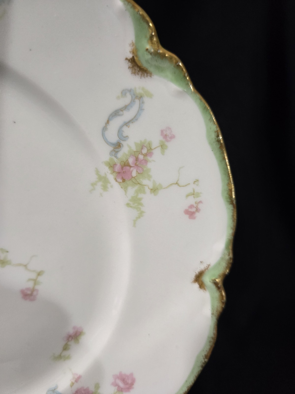 MINT ANTIQUE Haviland Schleiger 57H Limoges Roses Blue Ribbons 4 Salad Plates