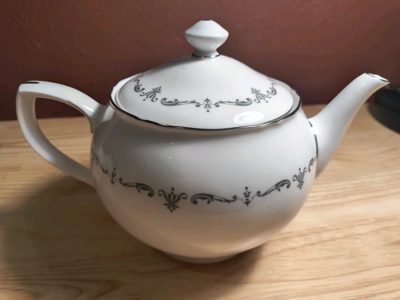 Royal Worcester Silver Chantilly Teapot with Lid 1963
