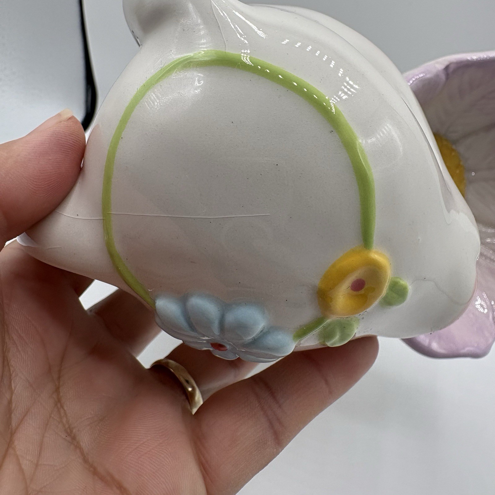Fine Ceramic Bunny Rabbit Holding Pink Tulip Flowers Candy Candle