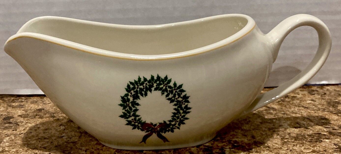 MerryBrite Stoneware Gravy Boat Holiday Home Collection with Wreath *NICE*