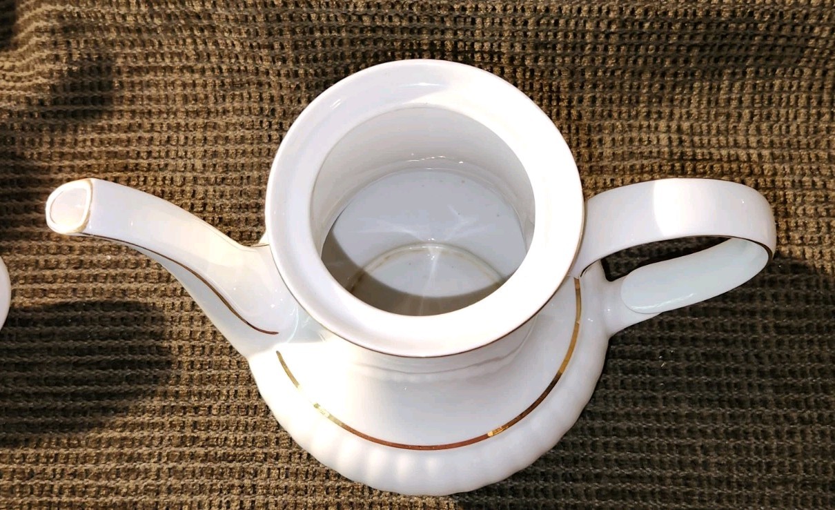 MITTERTEICH BAVARIA Gold Trimmed Porcelain Coffee Pot Sugar Creamer 3 Cups + Sc