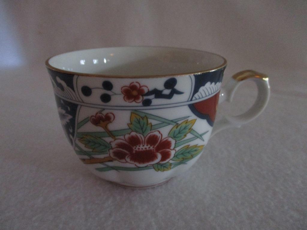 Gumps Kiku Coffee/ Tea Cup Blue & Rust Floral Gold Edge Excellent Multiple Avail