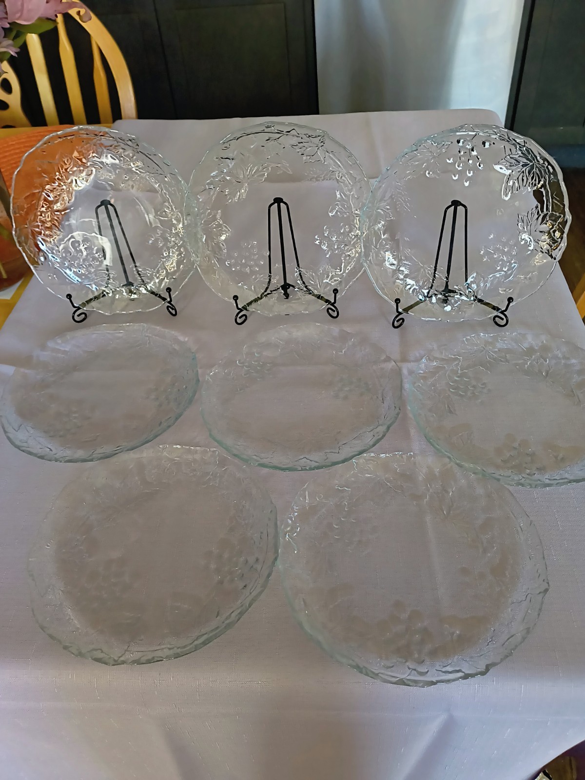 8 Glass Plates From The Mallory Collection With The Grape And Leaf Pattern