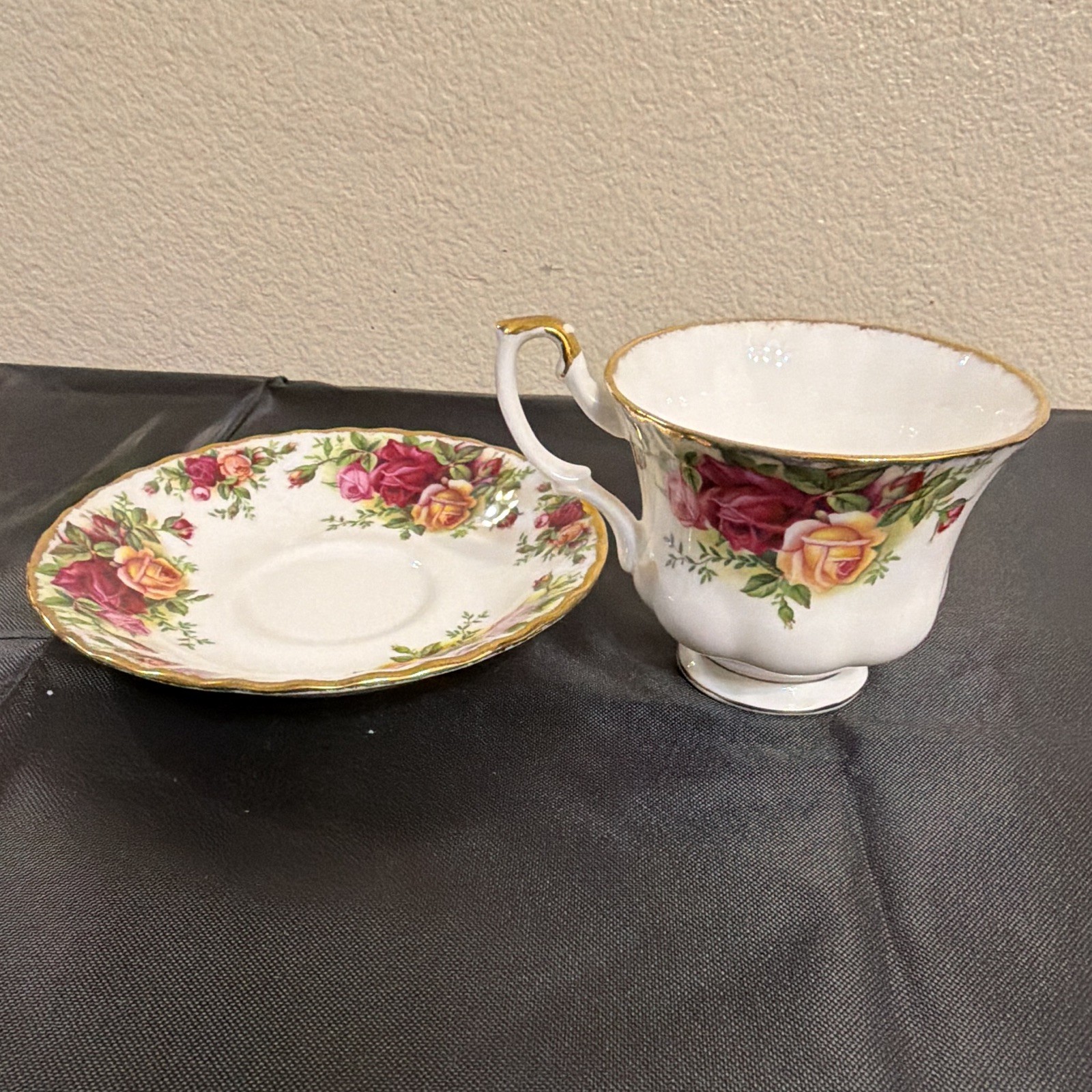Floral Rose Tea Cup & Saucer Set, White Pink Green, Gold Trim, Ceramic