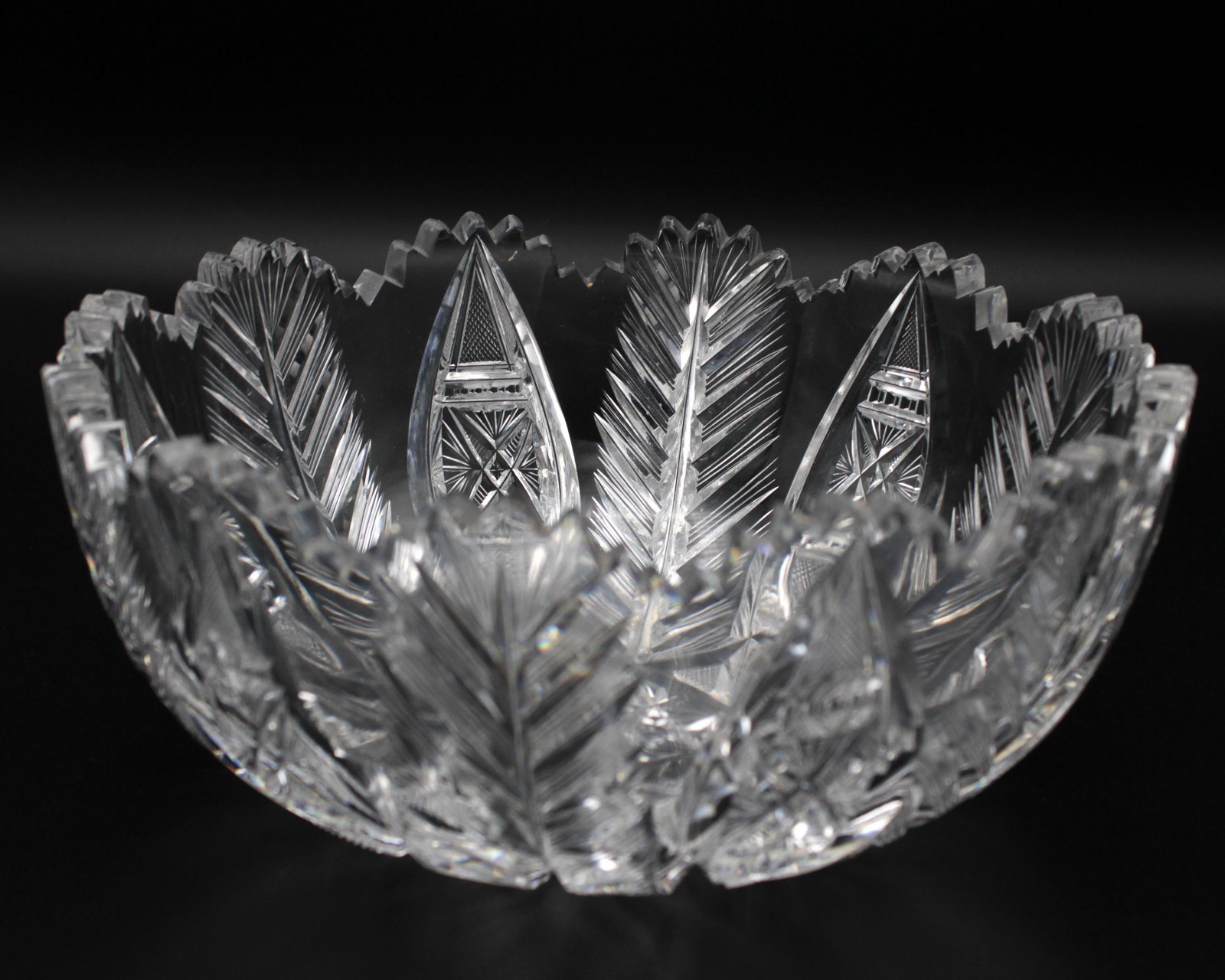 American Brilliant Blazed Feather & Vesica Cut Bowl, Antique ABP Glass, 8″