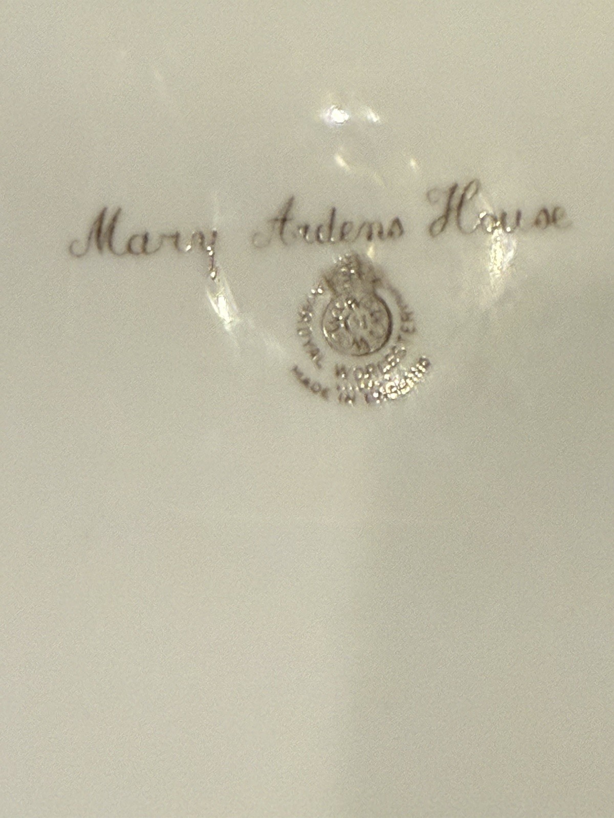 Pristine 1952 Royal Worcester Mary Arden House Cabinet Plate Sign J. Smith 10.5″