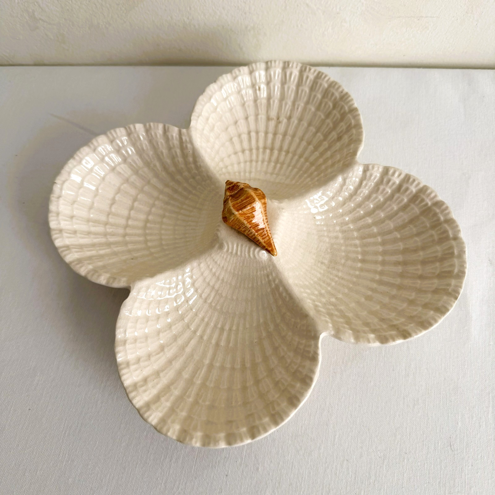 Vintage Ceramic Seashell Divided Dish Relish Tray Candy Dish Dip Server Japan