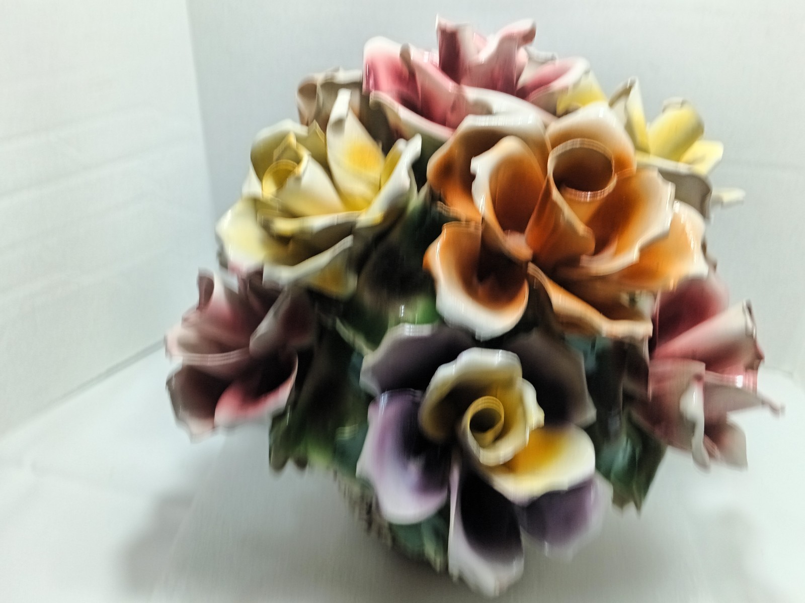 Italian XL Capodimonte Porcelain Flower Footed Floral Center Piece. Plz Read.