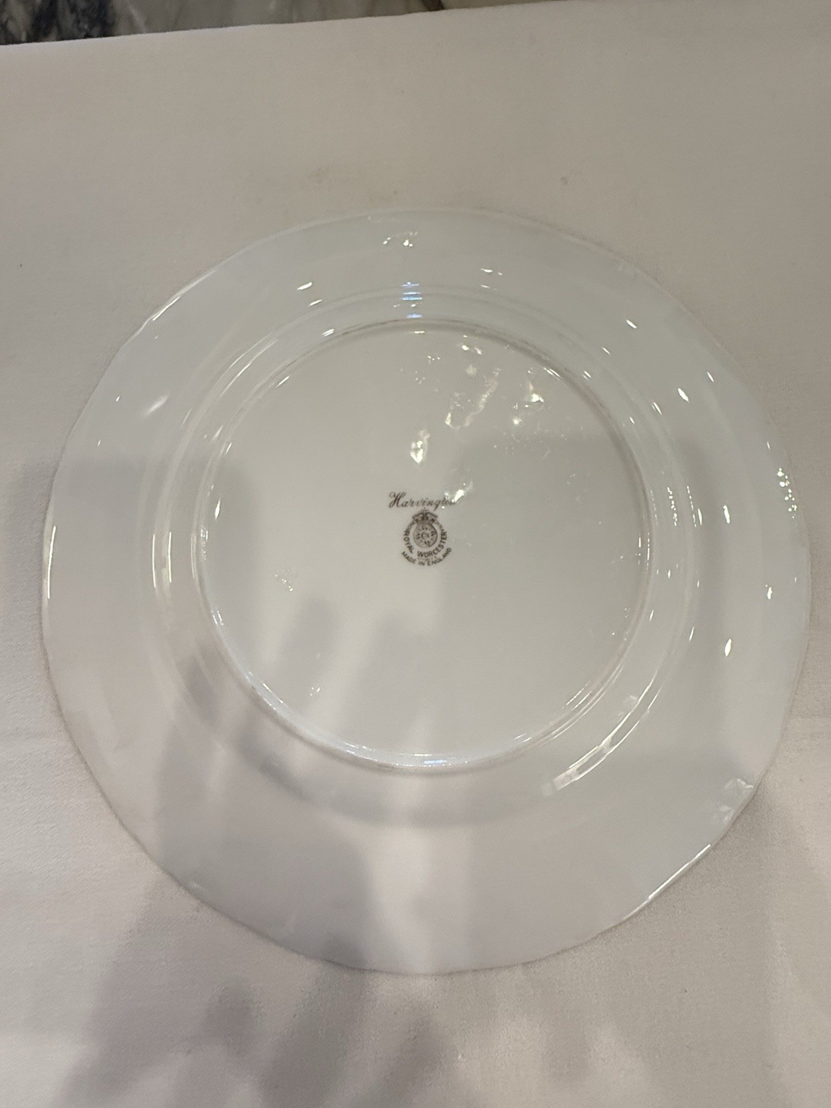 Pristine 1952 Royal Worcester Peter Love Signed Cabinet Plate Harvington 10.5″