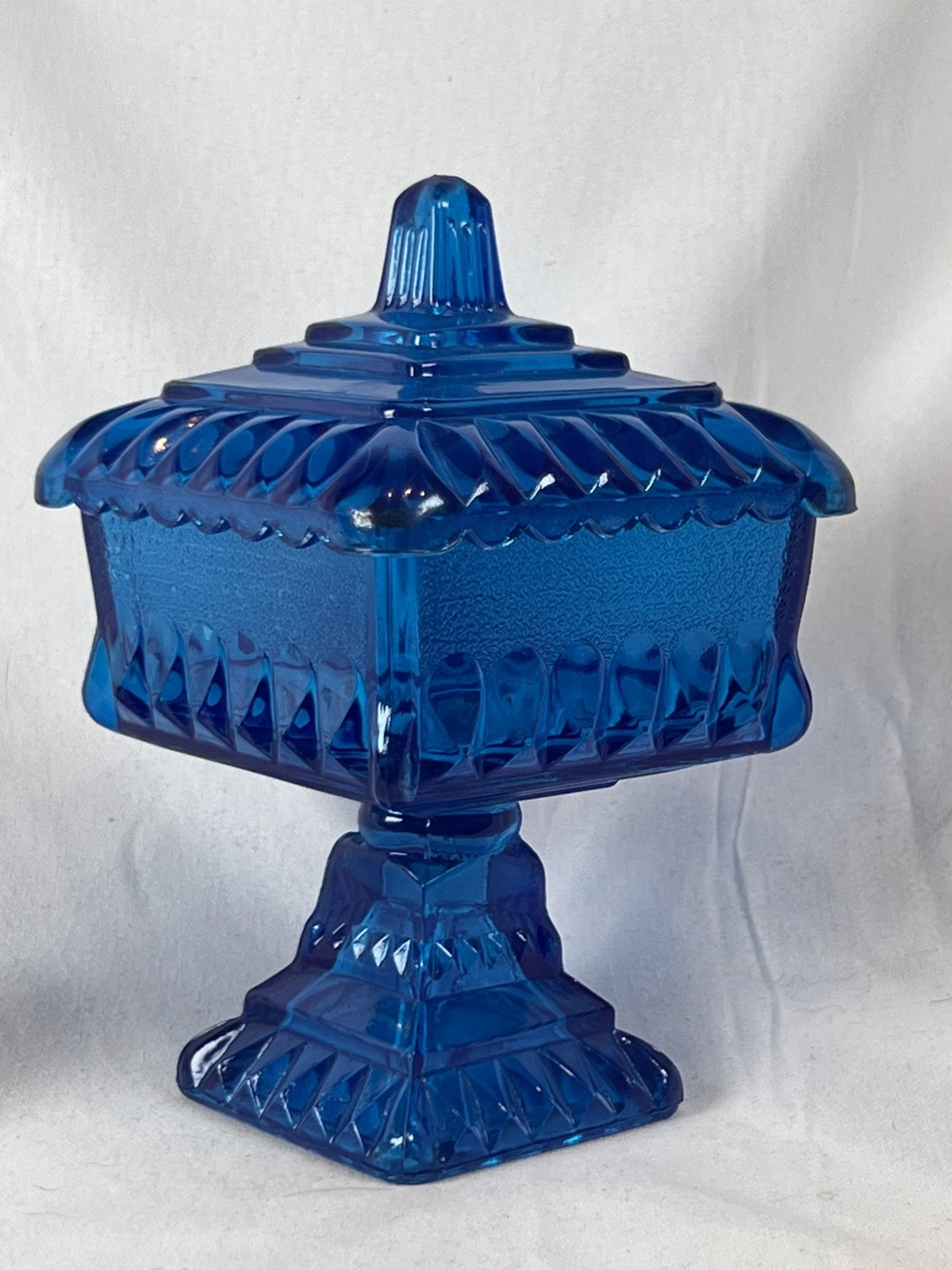 Vintage Jeannette Glass Cobalt Blue Covered Candy Dish Pedestal Wedding Box 6”