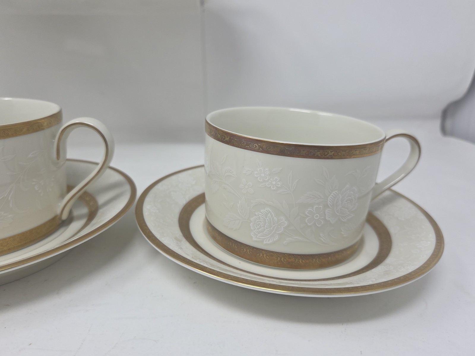 Lot of 6 Mikasa L5531 Antique Lace Cup and Saucer Sets