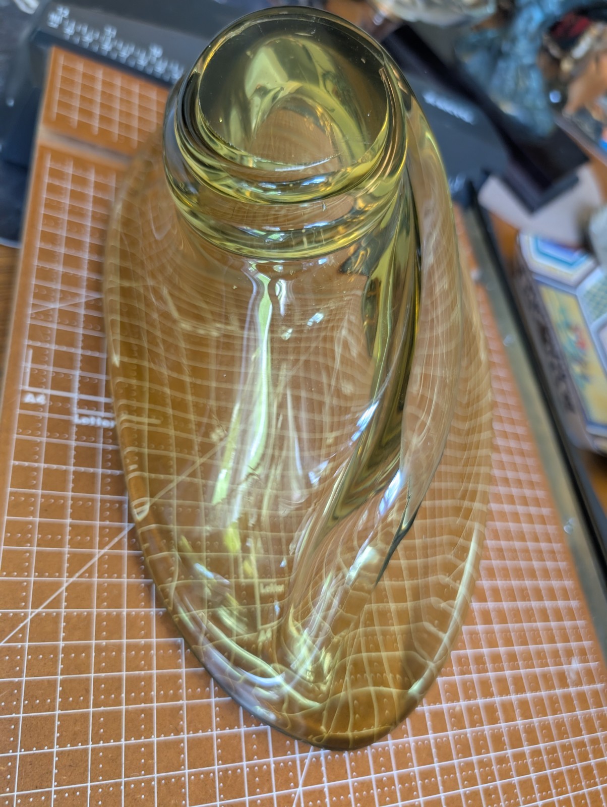Vintage Olive Green Art Glass Stretch Bowl Mid Century Heavy Centerpiece Chalet