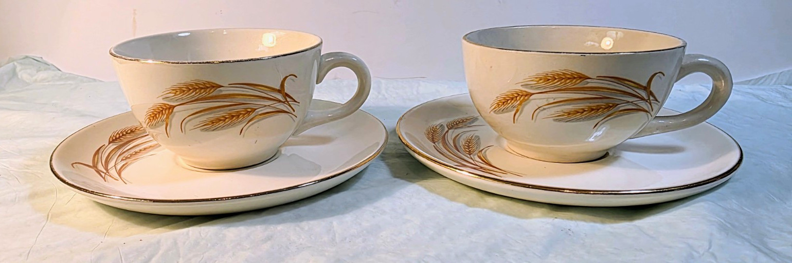 Golden Wheat Cup & Saucer Set 4-Piece (2 Sets) White w/ Gold Trim Japan
