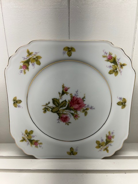 Fine China Royal Rose Set Of 94 Gold Trim Pink Rose Japan