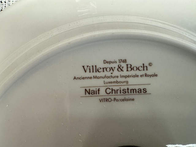Villeroy & Boch Design Naif Christmas Winter 10″ Plate Wall Clock Gerald Laplau