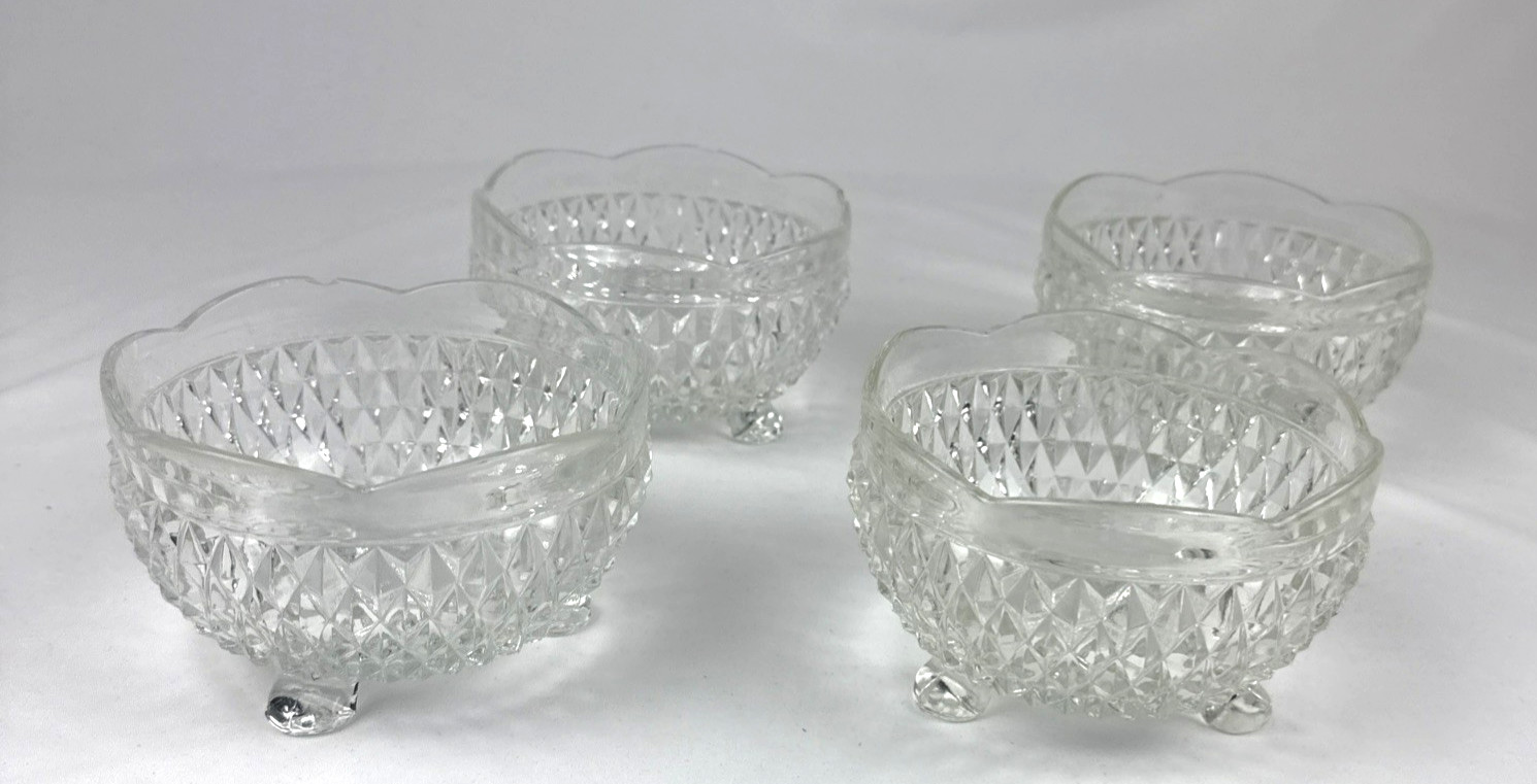 Vintage Indiana Glass Diamond Point Candy Dish Bowls Set of 4 Clear Pressed 5″