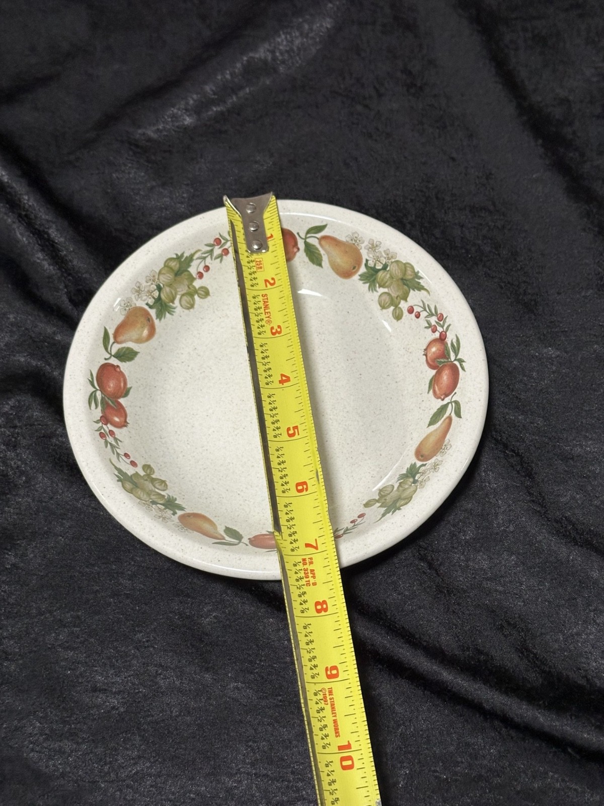 Wedgewood Quince serving platter, vegetable/soup bowls, bread & butter plates.