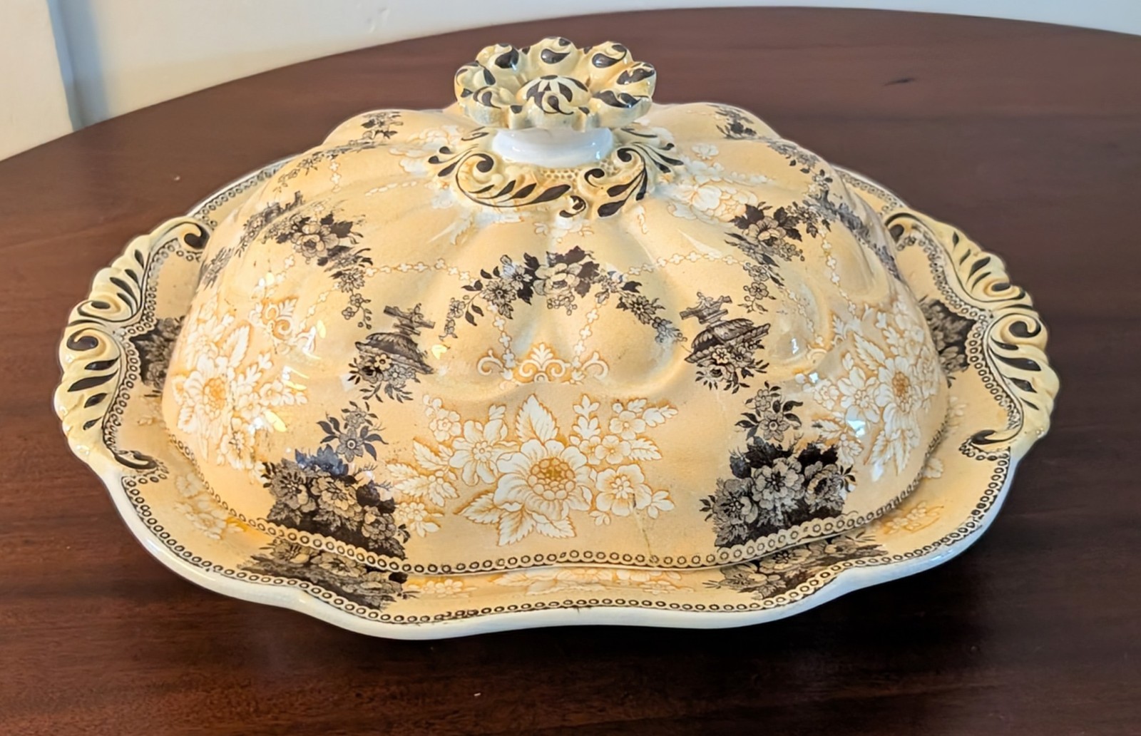 Rare 1830s Two Color Yellow and Brown Transferware Covered Bowl~Etruscan Festoon