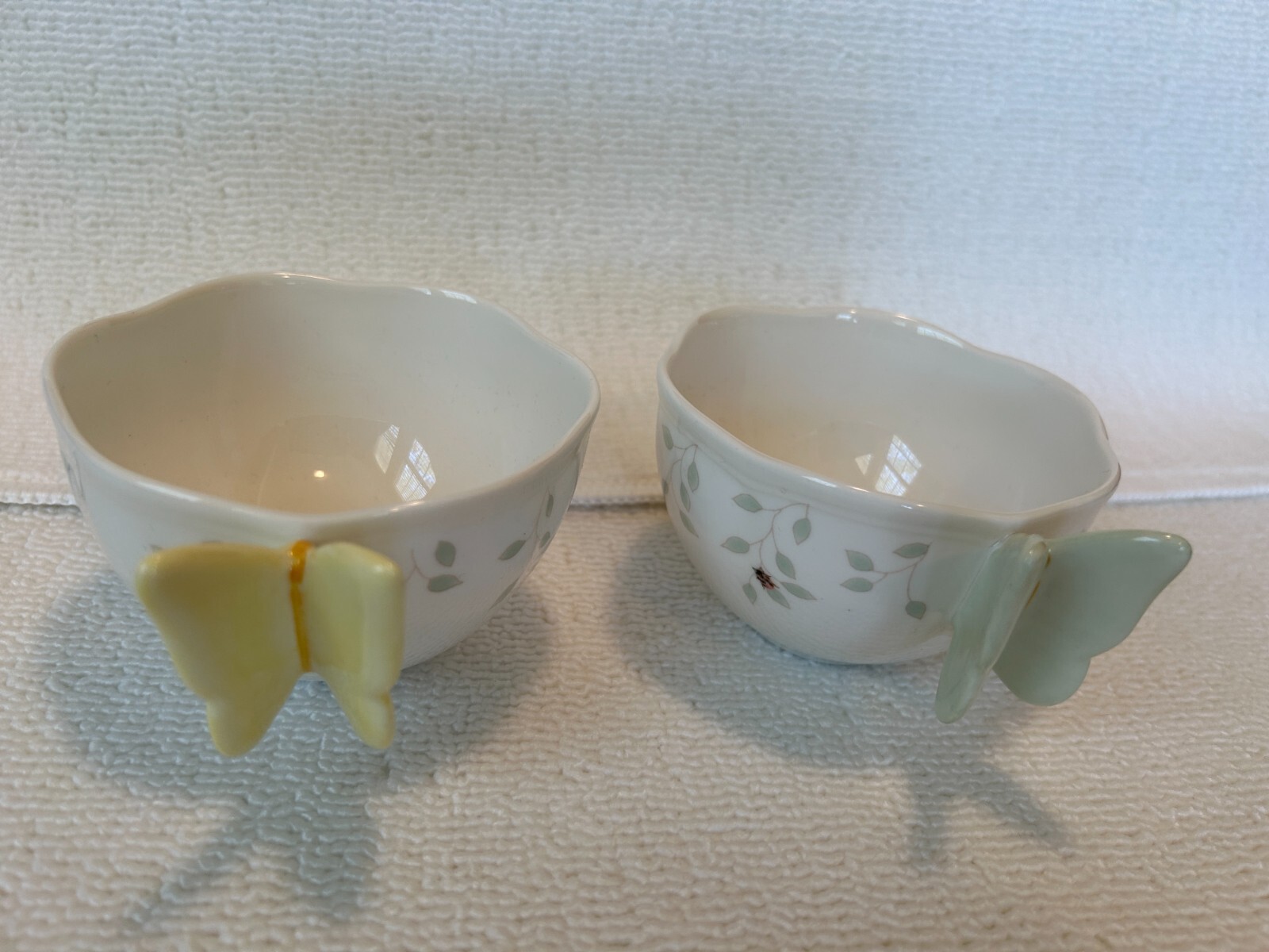 (2) Lenox Teacup Butterfly Meadow Handle Coffee Cup Mug w/ a Bumble Bee
