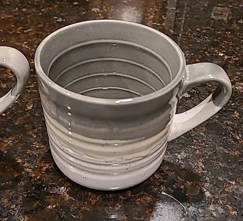 SET (4) Baum HEARTH Drip Glaze Gray Stoneware 15 oz Coffee Mugs