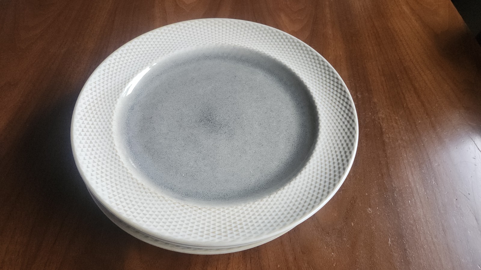 SET OF 4 Laurie Gates MONTEREY Gray Stoneware 10.75″ Dinner Plates