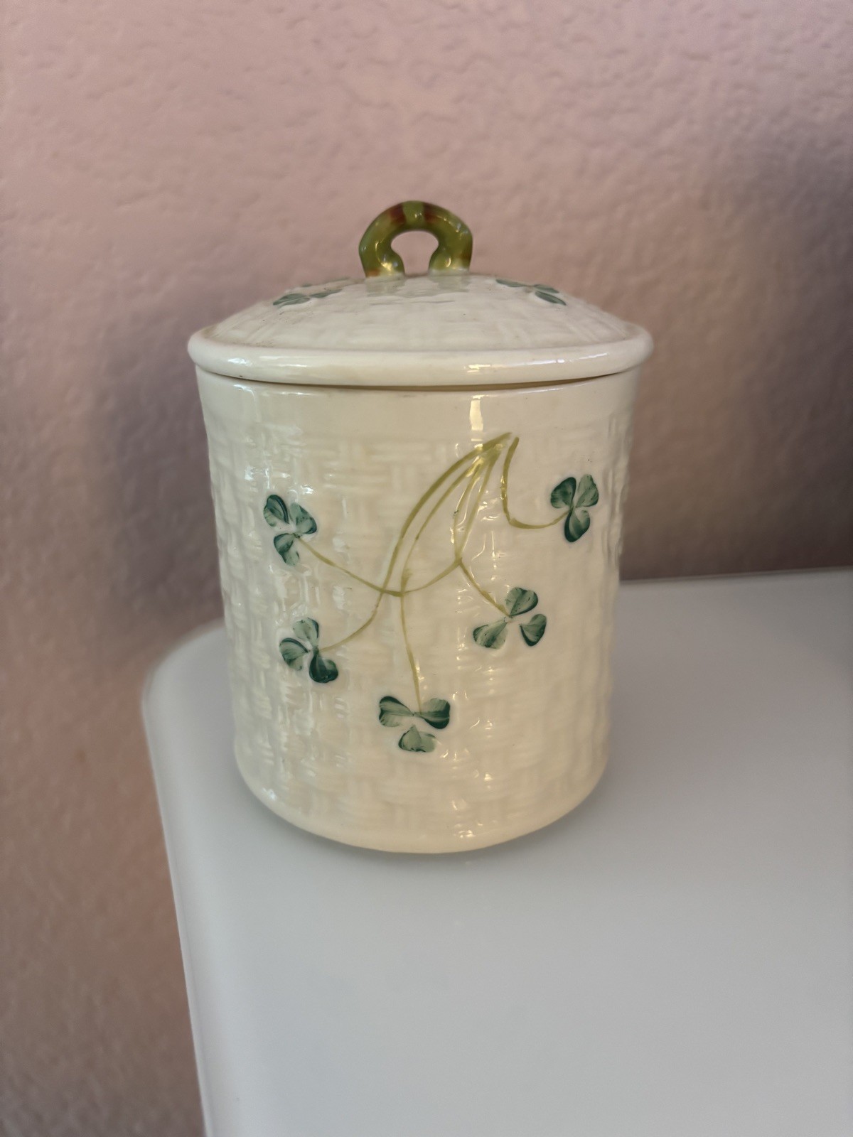 Belleek Porcelain Shamrock Art Pottery Lid Tea Jar Canister Basket Weave Irish