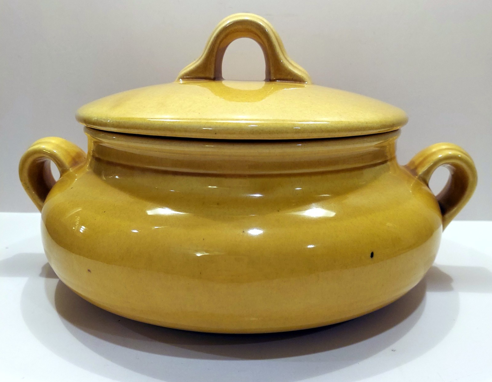 1971 Los Angeles Potteries Ovenware #407 Harvest Gold w/Mushrooms/Carrots Tureen