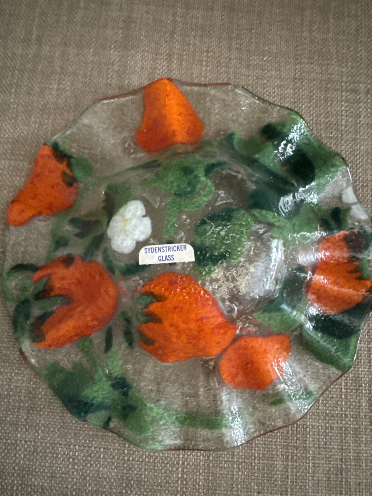Sydenstricker Strawberry Fused Art Glass Ruffled Edge Small Bowl Pristine
