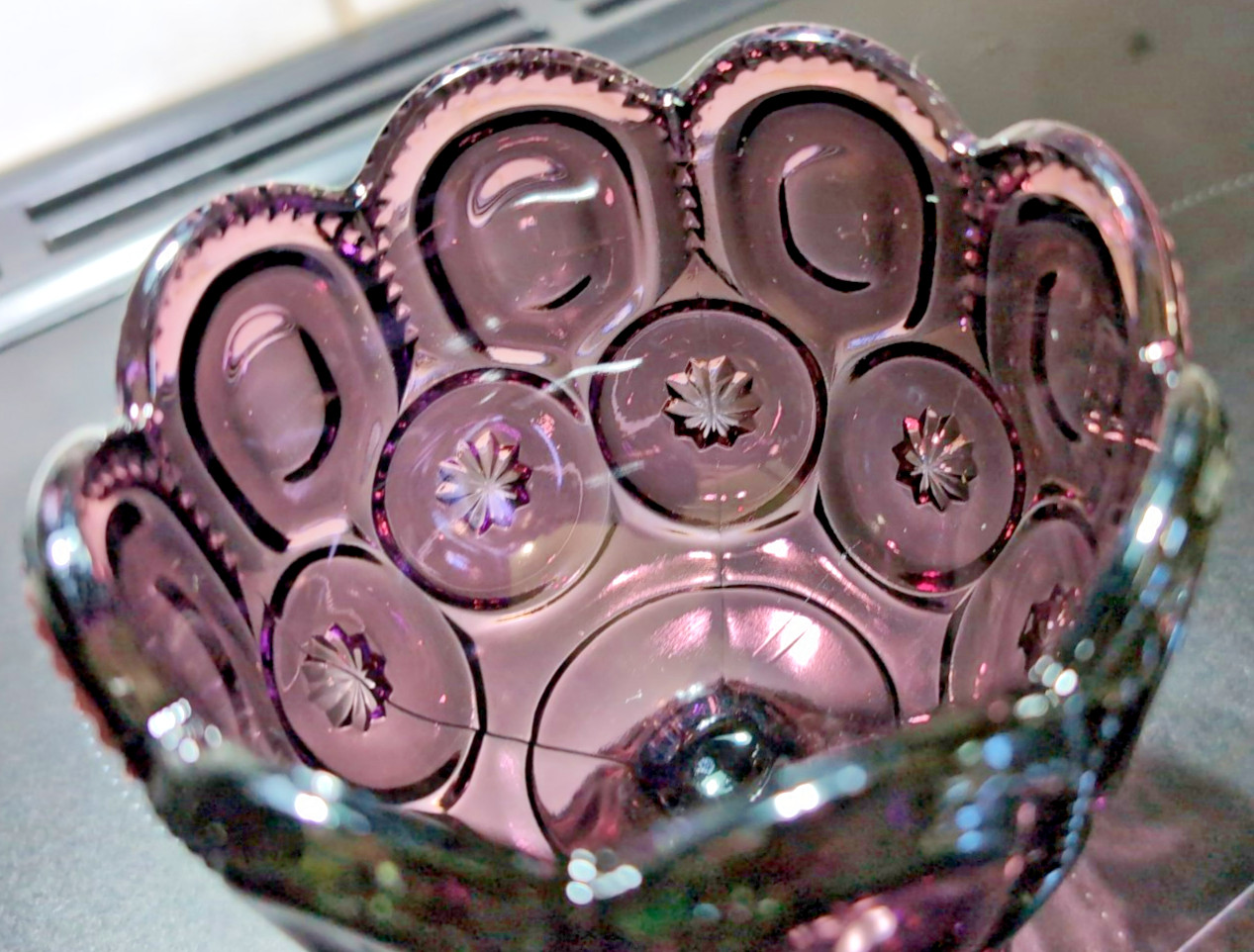 Vintage LE Smith Amethyst Glass Moon & Stars Lidded Compote/Candy Dish 8″