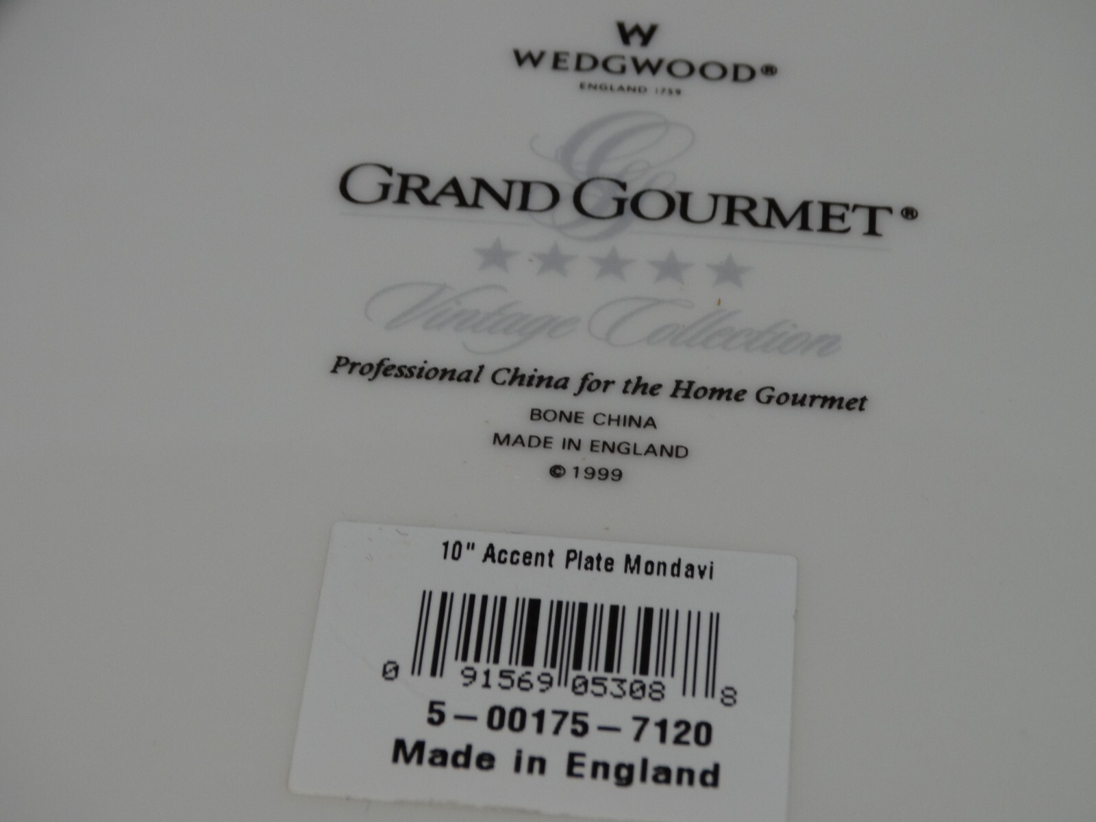 4 Wedgwood Grand Gourmet Vintage Collection Wine Theme 10″ Dinner Plates EUC