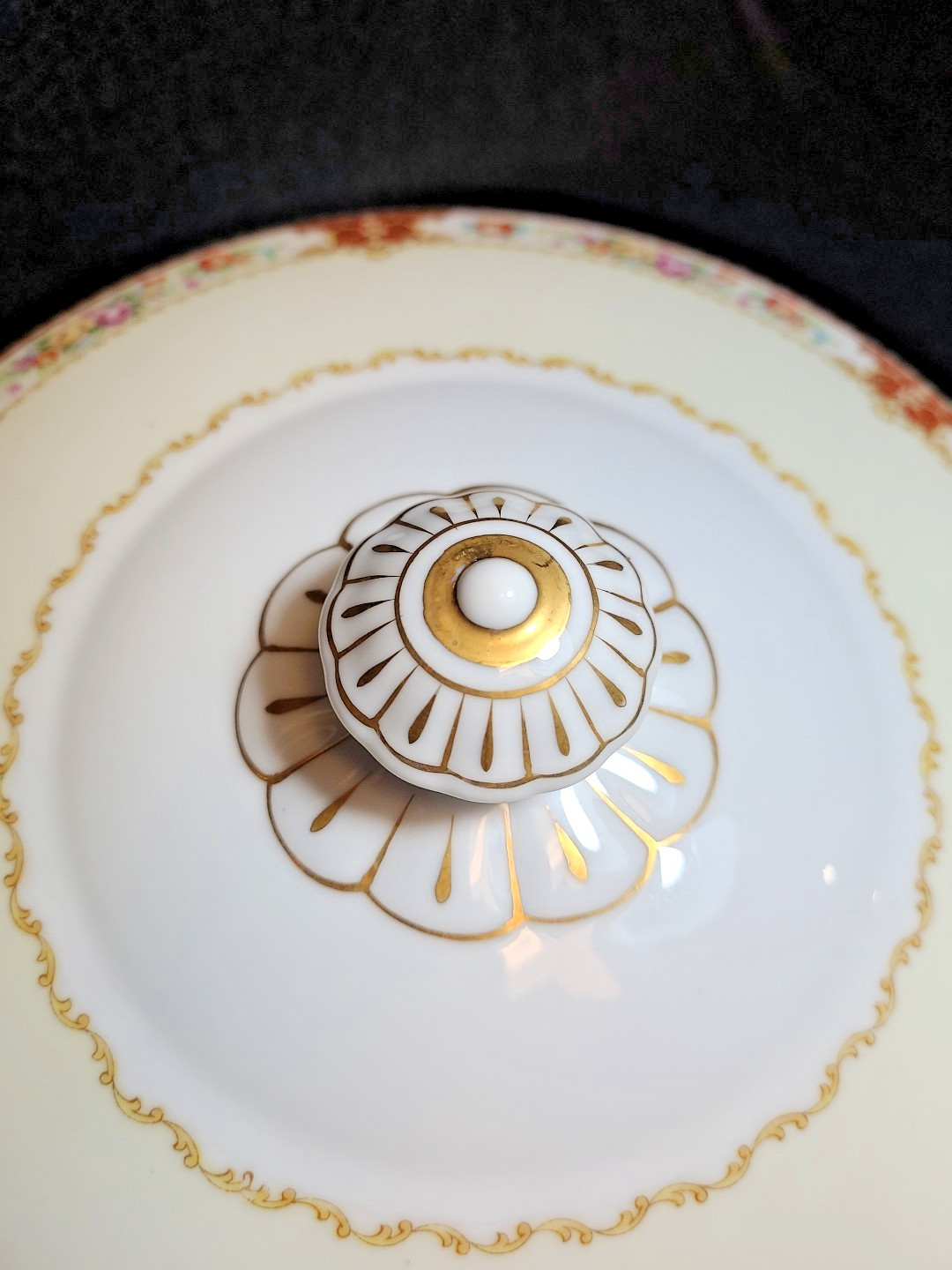Regal China Lafayette 8″ Covered Casserole w/ Handles – Made in Occupied Japan