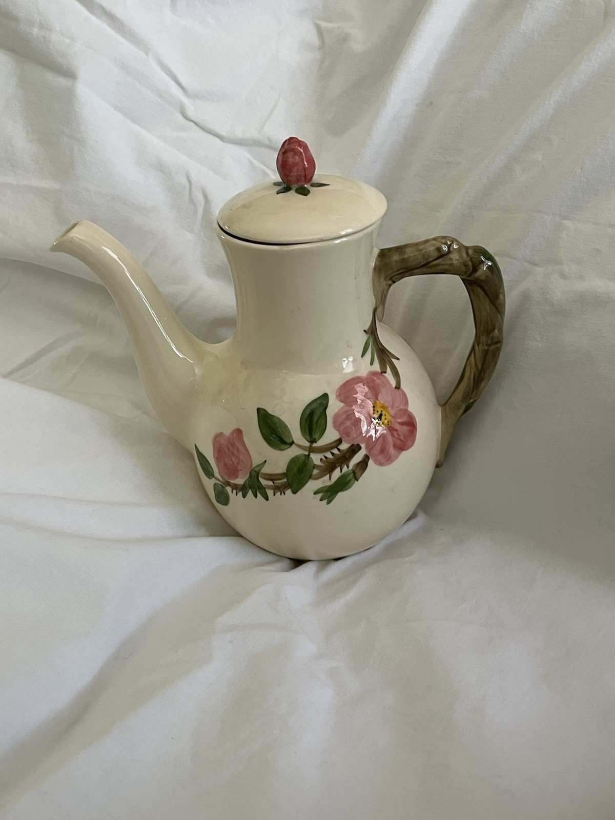 VTG Franciscan Desert Rose 8″ TEA POT / COFFE Made in USA, Small Chip Under Lid