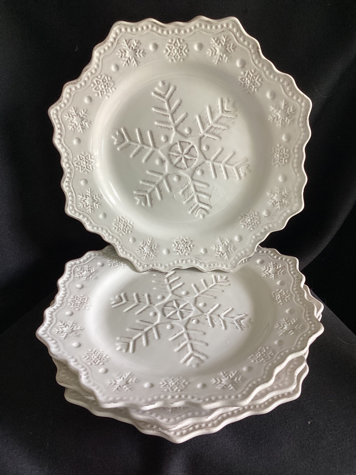 Pier 1 Imports Embossed Snowflake Stoneware Christmas Plates (Set of 2) 8¾” NEW