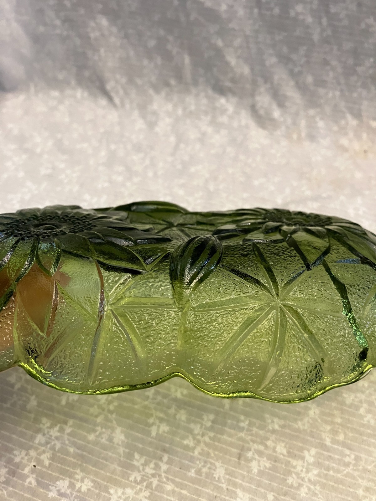 avocado green relish tray. Indiana glass PONS water lily pattern. Handles. No ch