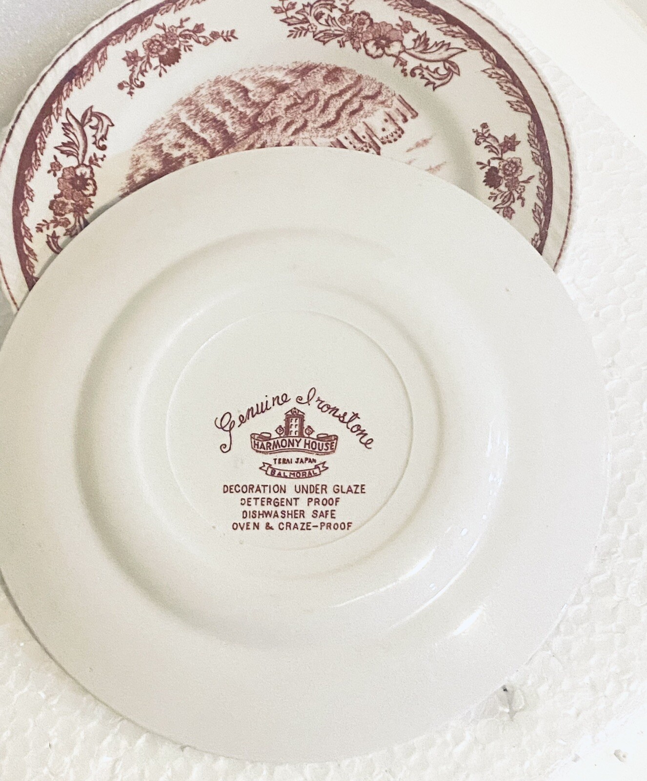 Harmony House RED Balmoral Ceramic Dessert Plates 6” Set Of 4